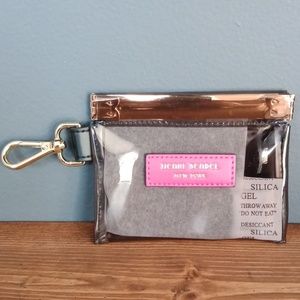 Henri Bendel coin pouch
